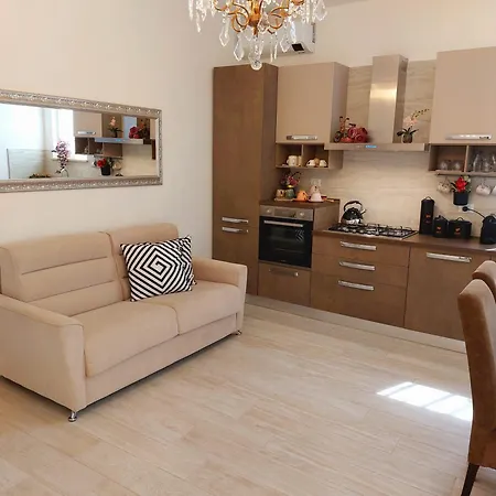 Piccolo Deluxe Duplex Apartment