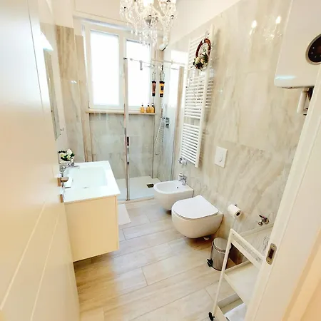 Piccolo Deluxe Duplex Apartment *