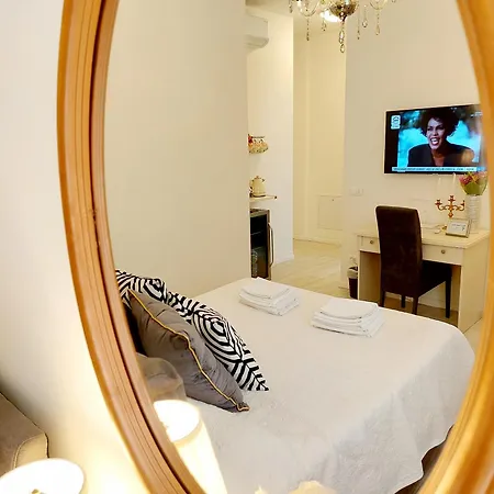 Piccolo Deluxe Duplex Apartment Verona