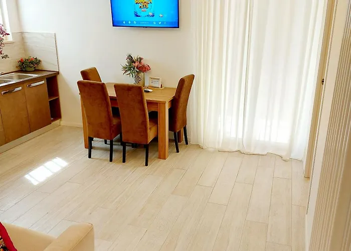 Piccolo Deluxe Duplex דירה